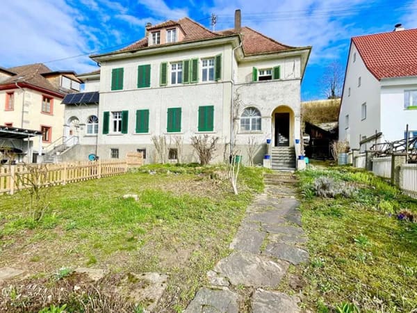 Immobilie in Efringen-Kirchen - Super Preis! Zimmer Wohnung im Stil einer DHH mit Garten und Schopf 
in Kleinkems für den Handwerker - Bild 0