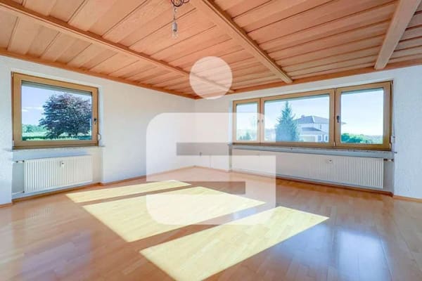 Immobilie in Thyrnau - Großzügig Wohnen mit Hausgefühl: 4-Zimmer ETW für Anleger & Eigennutzer in Kellberg!  - Bild 0