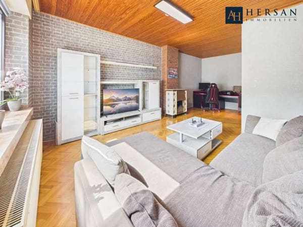 Immobilie in Alsdorf - Begehrte, familiäre Wohnlage – vielseitiges Wohnhaus mit Balkon und Garage HERSAN IMMOBILIEN! - Bild 3