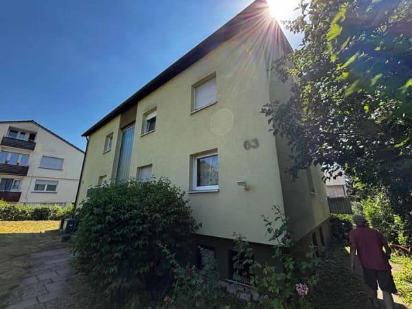 Immobilie in Böblingen - 6-Familienhaus in ruhiger Lage und dennoch nur 300 Meter vom S-Bahnhof entfernt - Bild 2