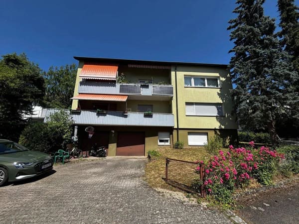 Immobilie in Böblingen - 6-Familienhaus in ruhiger Lage und dennoch nur 300 Meter vom S-Bahnhof entfernt - Bild 3