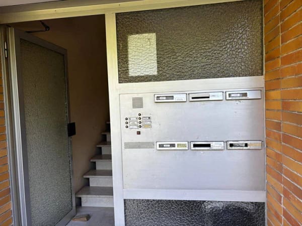 Immobilie in Böblingen - 6-Familienhaus in ruhiger Lage und dennoch nur 300 Meter vom S-Bahnhof entfernt - Bild 4