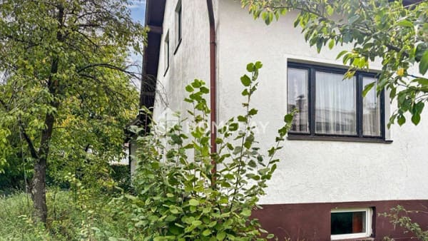 Immobilie in Parkstetten - Chance für Investoren und Bauherren: Anwesen mit vielseitigen Optionen von Abriss bis Neugestaltung - Bild 3