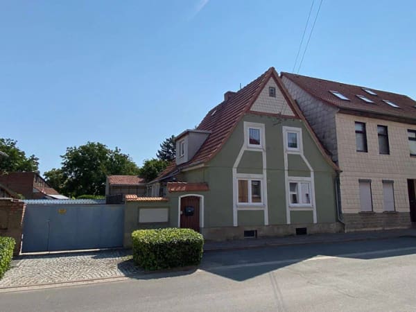 Immobilie in Greußen - Kompaktes Zuhause mit Garten und viel Potenzial - Bild 2