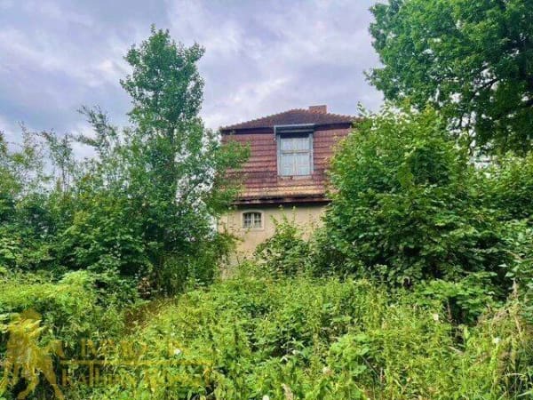 Immobilie in Weißwasser/O.L. - Běła Woda - Vier Garagen im Fokus - vielseitige Lager- und Nutzungsmöglichkeiten in ruhiger Lage mit Entwicklungspotenzial - Bild 2