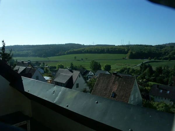 Immobilie in Erlenbach b.Marktheidenfeld -  Weinort Erlenbach- Ideal für die große Familie - Bild 2