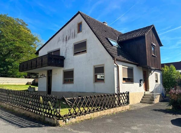 Immobilie in Riedbach - Riedbach OT - SOFORT VERFÜGBAR – Gemütliches Wohnhaus in ruhiger Lage mit vielen Möglichkeiten! - Bild 1