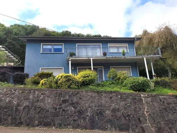 Immobilie in Mettlach - Zwei Häuser – ein Preis | 3.055 m² Grundstück | Viel Platz & großes Potenzial in Saarhölzbach - Bild 0