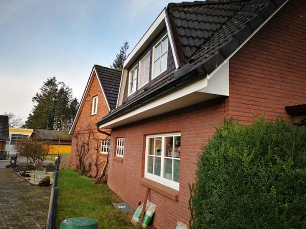 Immobilie in Hamfelde - Haus mit großem Bauerngarten auf ca. 1.200 m² Grundstück - Hamfelde Krs. Hzgt. Lauenburg bei Trittau - Bild 1