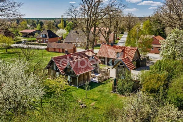 Immobilie in Barendorf - Liebevoll gestaltetes Ensemble mit über 200 m² Nutzfläche und ca. 2 ha Wald. - Bild 4