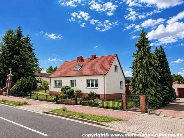 Immobilie in Drebkau - Mein neues Zuhause mit Pool - Platz zum Leben und genießen! - Bild 1