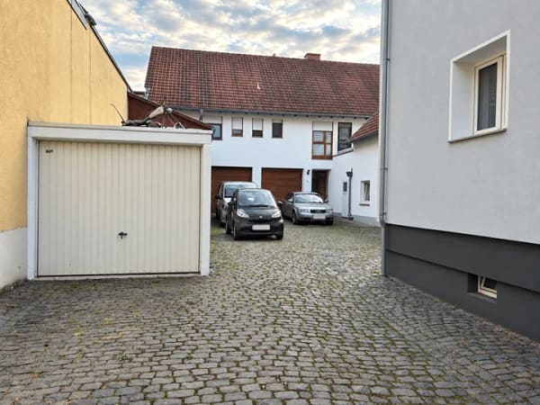 Immobilie in Bad Nauheim - Attraktives Mehrfamilienanwesen mit vier Wohneinheiten und weiterem Ausbaupotential in Bad Nauheim  Steinfurth - Bild 0