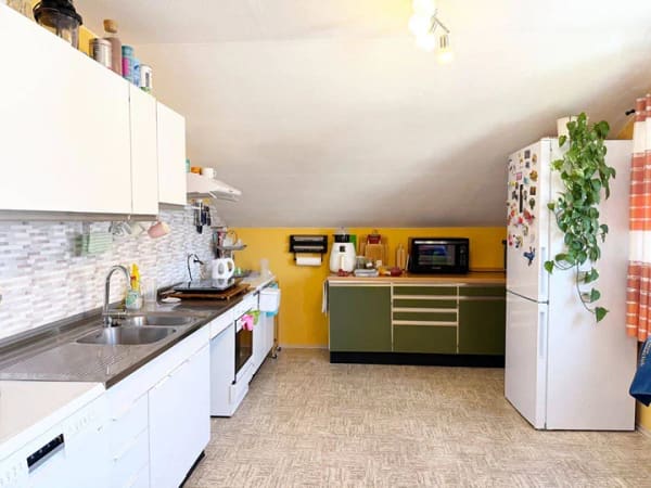 Immobilie in Aulendorf - Sehr besonderes Zweifamilienhaus mit Pool, Sauna und traumhaftem Garten - Bild 3