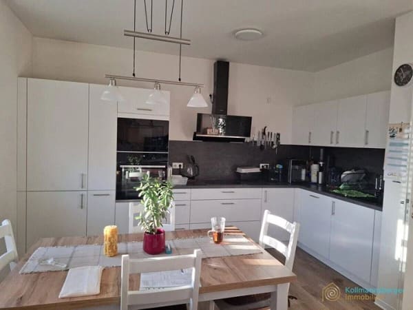 Immobilie in Feichten an der Alz - Modern und barrierefrei - vermietete 2-Zi-Wohnung mit Balkon, EBK, Keller und 1 Außenstellplatz - Bild 0