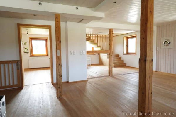 Immobilie in Maierhöfen - !!!Schnäppchen!!! Riesiges saniertes Einfamilienhaus, zum Teil  in KfW 55 Standard, nah bei Isny - Bild 1