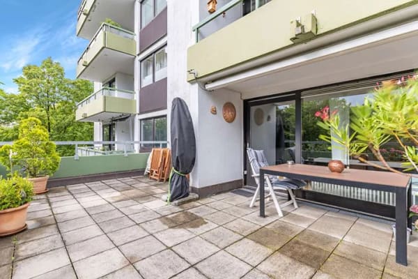 Immobilie in Aschheim - Dachterrassenwohnung mit großzügiger Sonnenterrasse in - Bild 1
