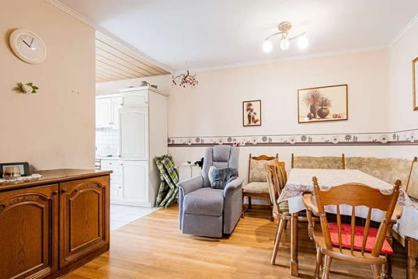 Immobilie in Üdersdorf - Einfamilienhaus mit Nebengebäude in Üdersdorf I Scheune mit Stall & Werkstatt I Garten mit Weitblick - Bild 4