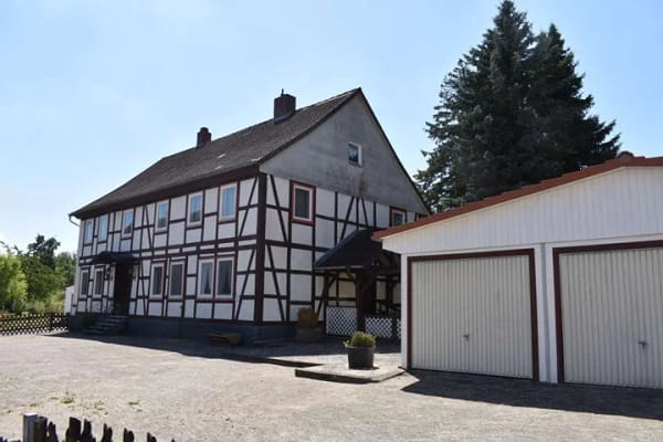 Immobilie in Moringen - Repräsentatives Landhaus mit 1,2ha Weidefläche - Bild 1