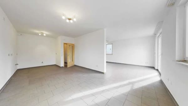 Immobilie in Lehrberg - Großzügige Doppelhaushälfte mit 160 m² Wohnfläche, Vollkeller, zwei Garagen & moderner Haustechnik - Bild 4