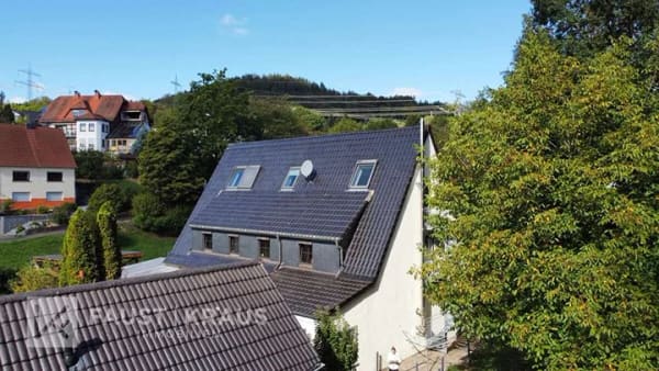 Immobilie in Laufach - Die Dükervilla - Historisches Wohnensemble mit zwei Wohneinheiten und großzügigem Grundstück - Bild 2