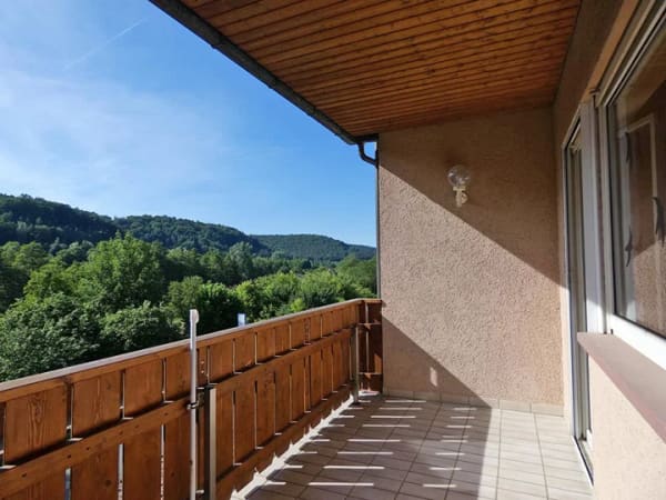 Immobilie in Bad König - Hier können Sie oder Ihre Mieter kurzfristig einziehen - Top gepflegte 4 ZKB mit Carport - Bild 3