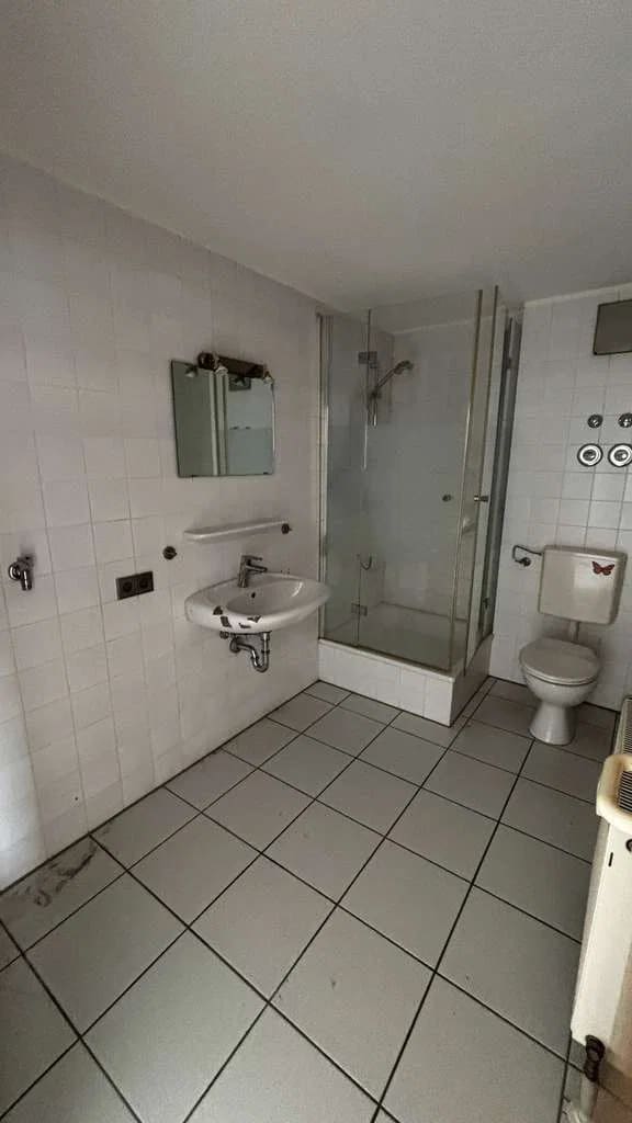 Immobilie in Asperg - 1-Zimmer-Wohnung mit sehr guter Anbindung an den öffentlichen Nahverkehr - Bild 4