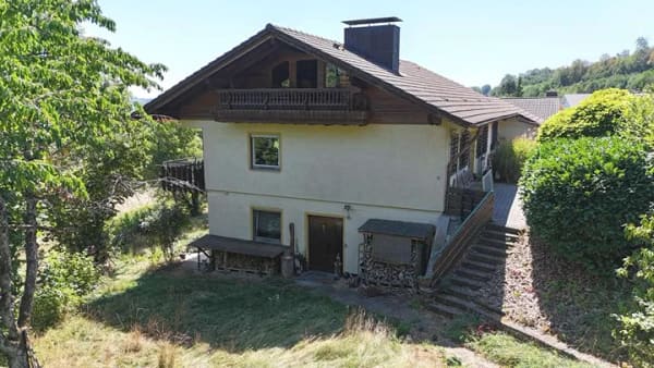 Immobilie in Wilhelmsdorf - Künstlerhaus auf Traumgrundstück - Bild 2