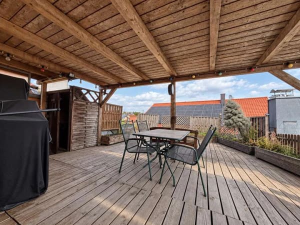 Immobilie in Hemau - Großzügiges Einfamilienhaus mit vermieteter Einliegerwohnung, Balkon & großer Dachterrasse in Hemau - Bild 3