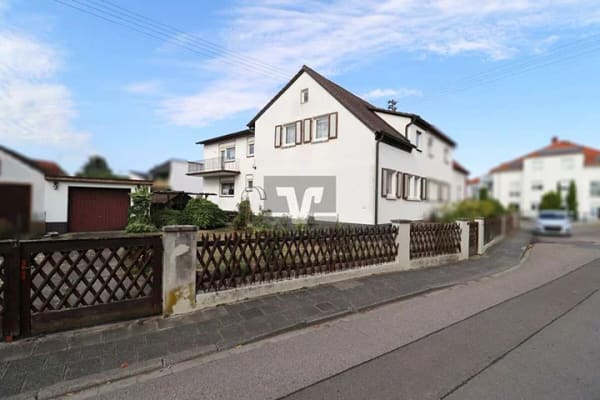 Immobilie in Neuhofen - Jetzt schnell sein! Familienfreundliche Doppelhaushälfte mit viel Platz und Potenzial! - Bild 0