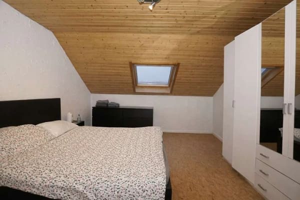 Immobilie in Kindsbach - Geräumige 2 Zimmer DG Wohnung - Bild 2