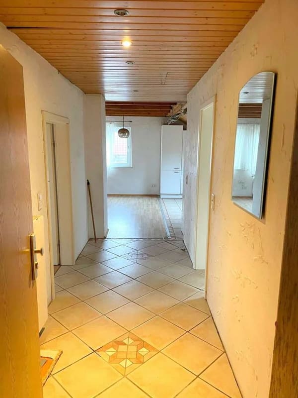 Immobilie in Kindsbach - Geräumige 2 Zimmer DG Wohnung - Bild 3