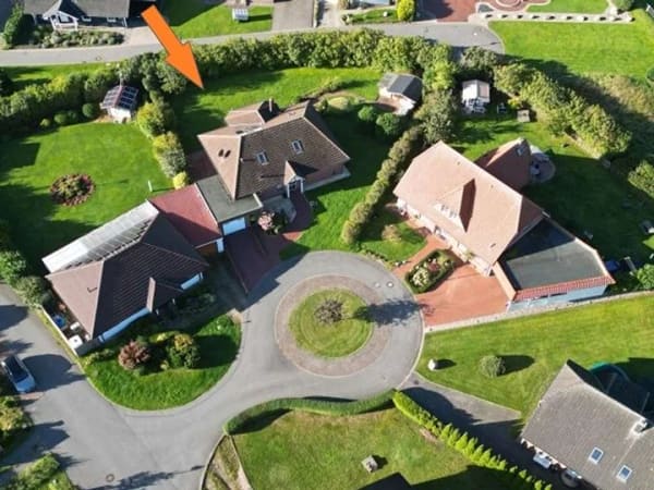 Immobilie in Windbergen - Verkauf eines Walmdachbungalows mit Wintergarten und Garage in Sackgassenlage in Windbergen bei Meld - Bild 2