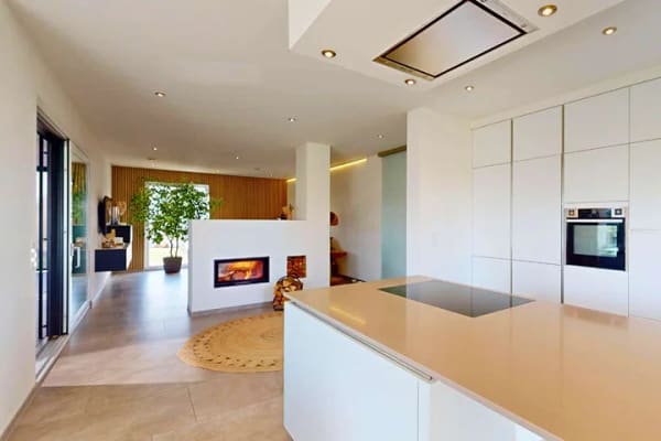 Immobilie in Vohburg an der Donau - ** Neuwertiges Design-Einfamilienhaus mit hochwertiger Ausstattung in ruhiger Wohnlage ** - Bild 2