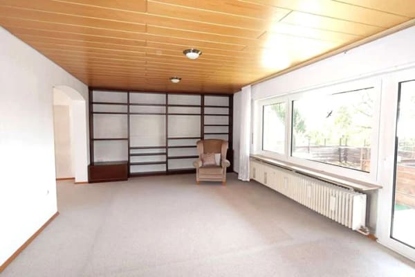 Immobilie in Illingen - Großzügiges Einfamilienhaus mit Garten und viel Potenzial - Bild 1