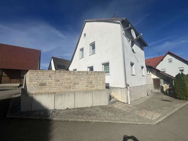 Immobilie in Dietingen - Einfamilienhaus mit viel Potenzial - Bild 2