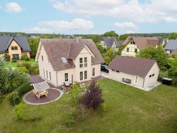 Immobilie in Mönkebude - Stilvoll & energieeffizient: Freistehendes Familiendomizil nahe dem Stettiner Haff - Bild 0
