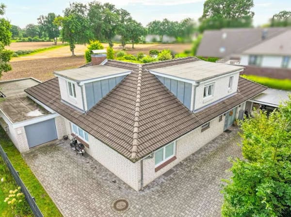 Immobilie in Stapelfeld - 22145 Stapelfeld - Solides Einfamilienhaus mit Sauna, Keller und Garage - Bild 4
