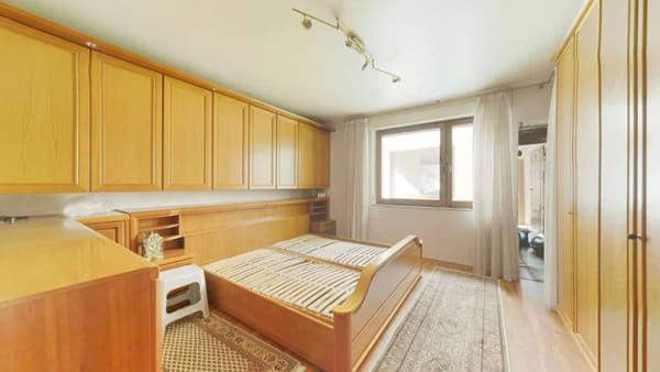 Immobilie in Oerlinghausen - Viel Platz für Familie und Generationen – großzügiges Wohnhaus mit Gartenidylle - Bild 3