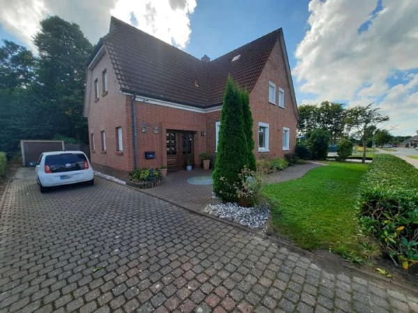 Immobilie in Großheide - * Die NORDSEE vor der Tür * großes Ein-/Zweifamilienhaus * Heizung von 2011 * Wintergarten * Garage  - Bild 1