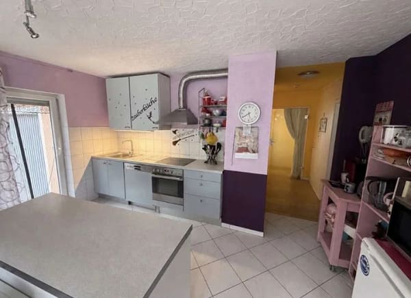 Immobilie in Neckarbischofsheim - Familientraum in Neckarbischofsheim: Großzügiges Haus mit schönem Garten - Bild 2
