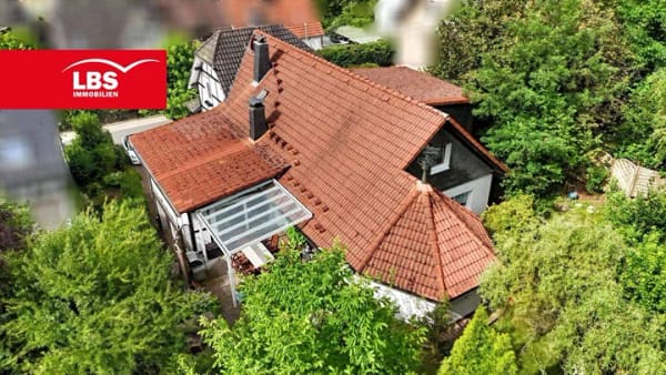 Immobilie in Morsbach - Charme und Freiraum für Mehrgenerationen, Großfamilie oder Selbstständige - Bild 1