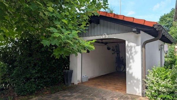 Immobilie in Morsbach - Charme und Freiraum für Mehrgenerationen, Großfamilie oder Selbstständige - Bild 3