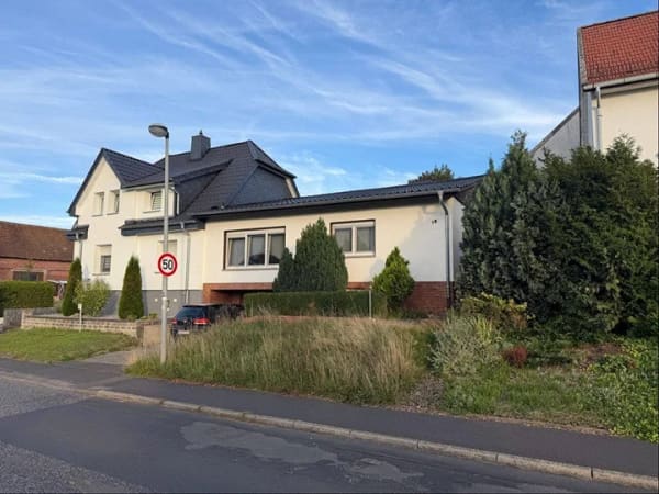 Immobilie in Heringen - Einfamilienhaus mit Garage in Leimbach - Bild 1