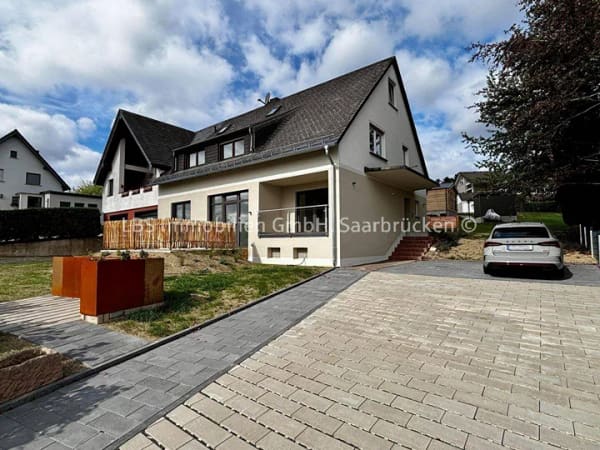 Immobilie in Thalfang - Sanierte Eigentumswohnung mit Weitblick und über 230 m² - Bild 0