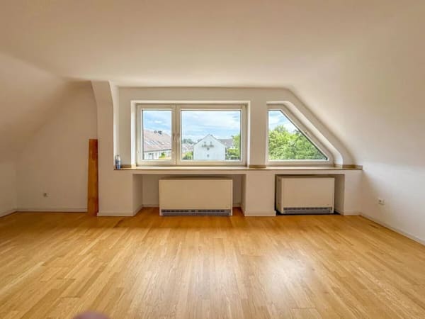 Immobilie in Meerbusch - Paket aus 2 Wohnungen und 1 Souterrain Apartment mit Garage in Sackgassenlage - Bild 1