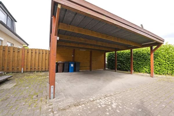Immobilie in Ellerbek - Gepflegte Doppelhaushälfte mit Doppelcarport und attraktiven Grundstück vor den Toren Hamburgs - Bild 3