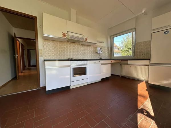 Immobilie in Tübingen - Renovierungsbedürftiges Einfamilienhaus auf Traumgrundstück in Tübingen-Bühl - Bild 3