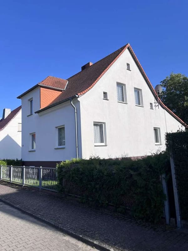 Immobilie in Schenkendöbern - Alltagstaugliches Einfamilienhaus in Schenkendöbern - Bild 1