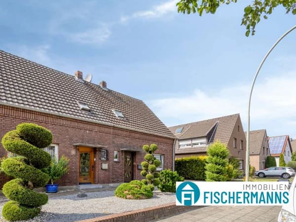 Immobilie in Rheurdt - Doppelhaushälfte mit Doppel Garage und großen Grundstück in Zentraler Lage von Rheurdt - Bild 1
