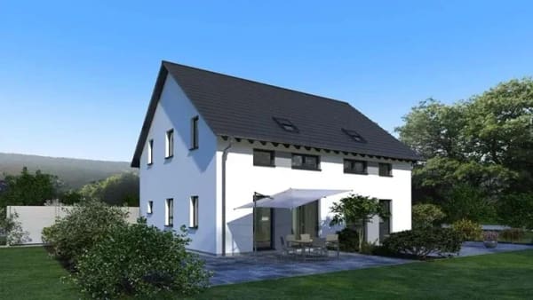 Immobilie in Strausberg - Haus mit 13 Zimmern für Großfamilie, oder betreutes wohnen, oder Pflegeeinrichtung ! - Bild 0